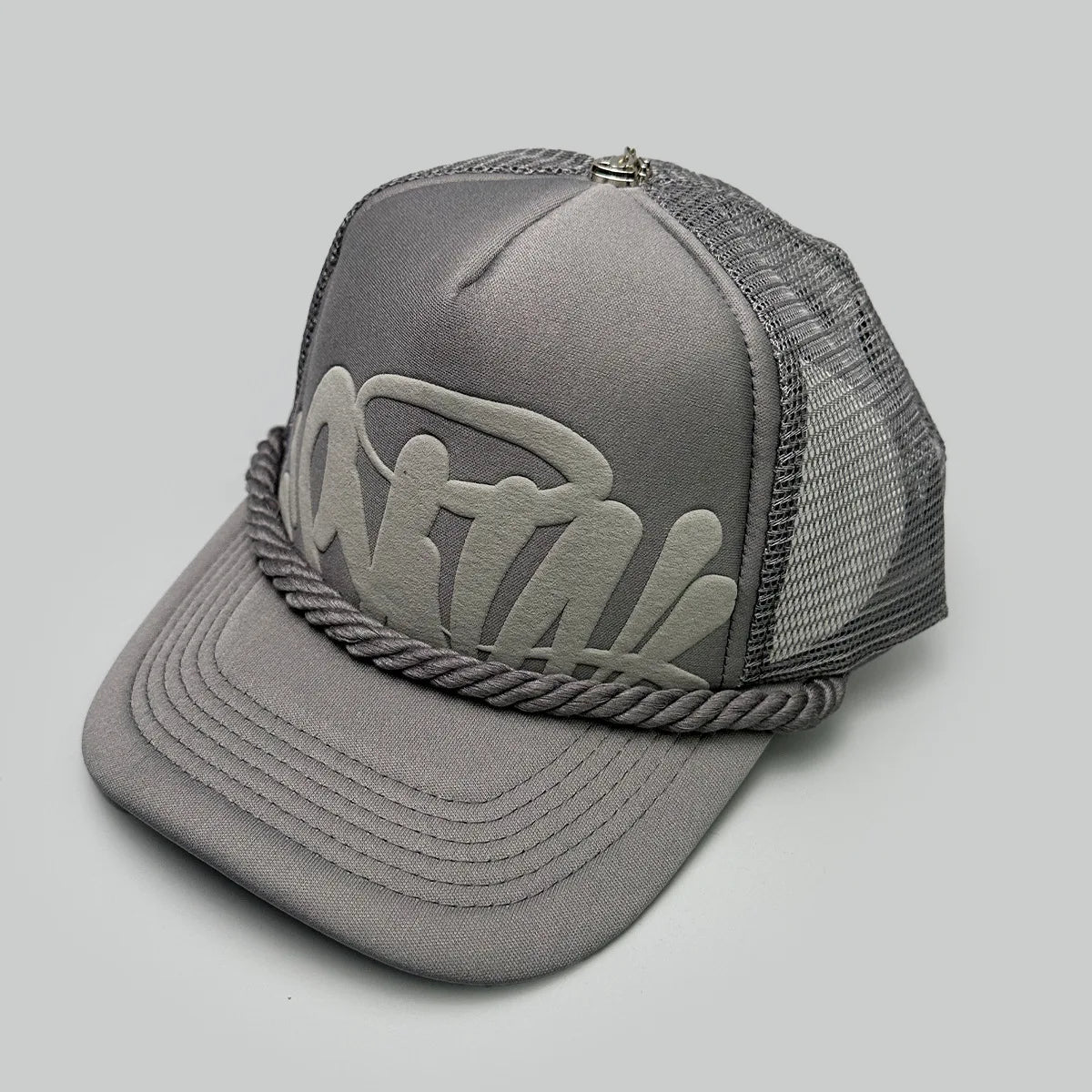 Syna caps